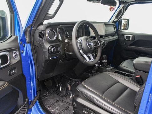 Used 2024 Jeep Wrangler Unlimited Sahara w/ Safety Group AWD/4WD image 20