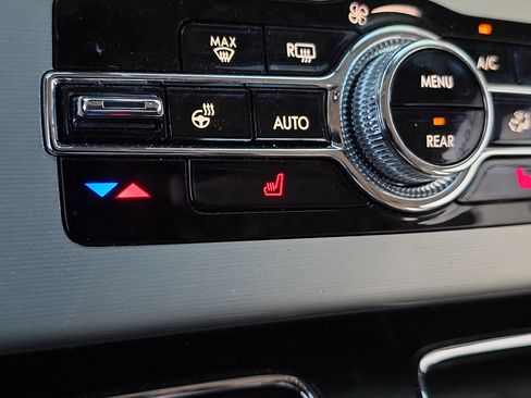 Used 2023 Lincoln Aviator Standard w/ Elements Package image 27