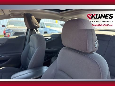 Used 2023 Chevrolet Malibu LT w/ Driver Confidence Package FWD image 14