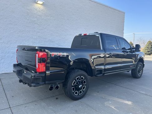 Used 2025 Ford F250 Platinum image 2