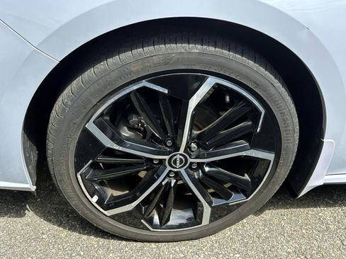 Certified 2024 Nissan Altima 2.5 SR FWD image 8