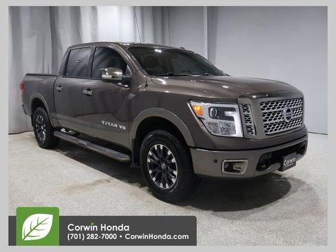 Used 2018 Nissan Titan Platinum Reserve w/ Platinum Utility Package image 1