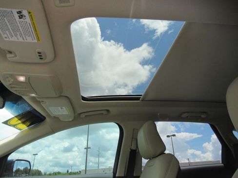 Used 2020 Ford Edge SEL w/ Convenience Package FWD image 17