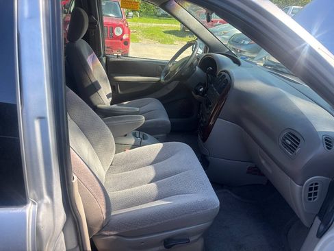 Used 2001 Dodge Grand Caravan Sport FWD image 13