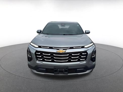 Used 2025 Chevrolet Equinox LT FWD image 4