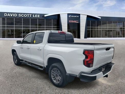 Used 2024 Chevrolet Colorado LT w/ LT Convenience Package II RWD image 3