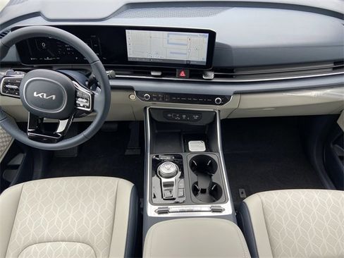 New 2026 Kia Carnival SX image 12