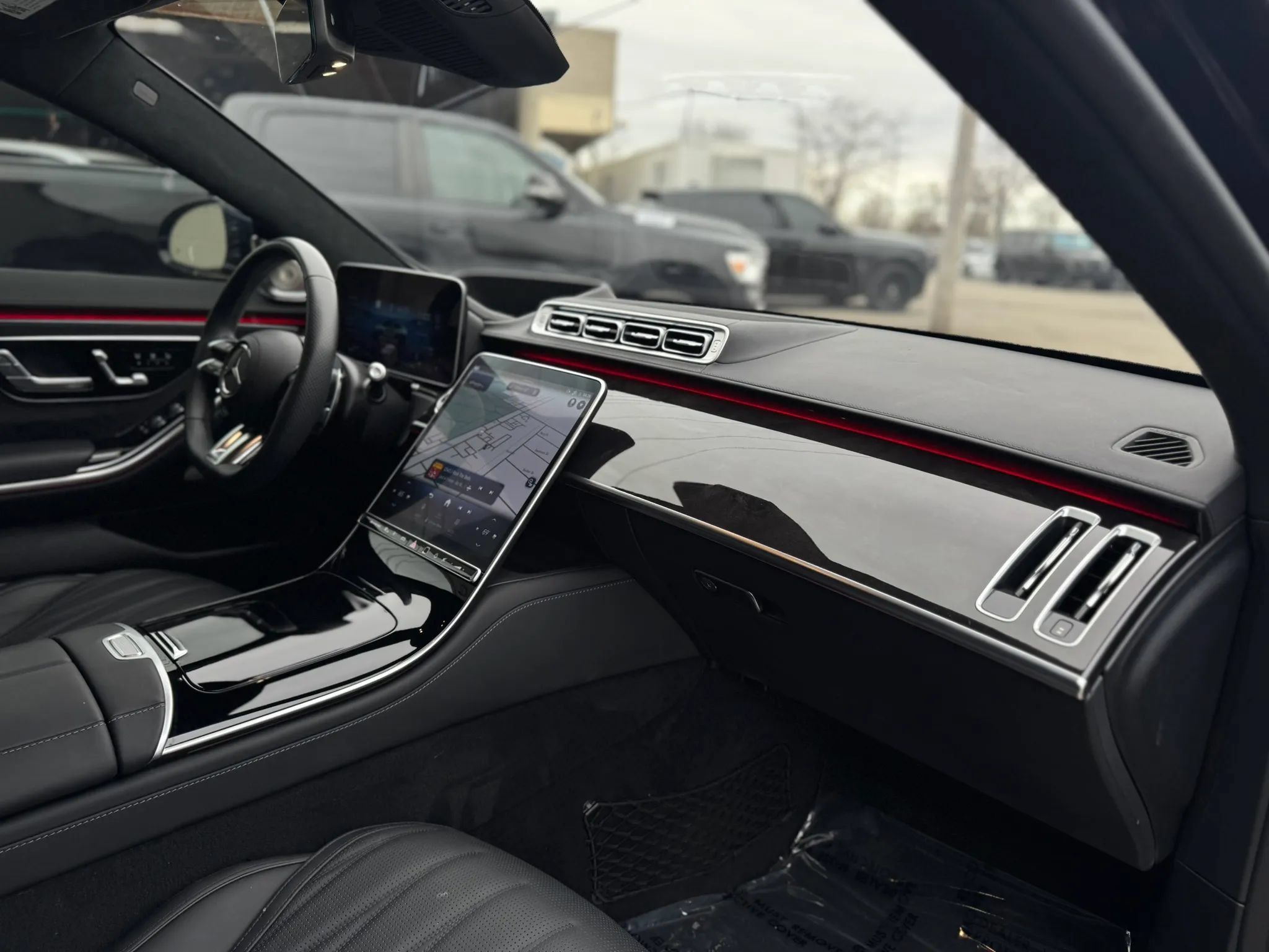 Used 2024 Mercedes-Benz S 63 AMG S image 41