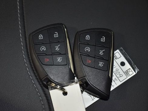 Used 2025 Chevrolet Tahoe Z71 image 21