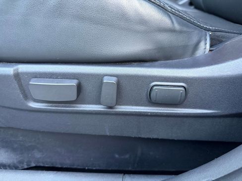 Used 2020 Mitsubishi Outlander SEL image 13