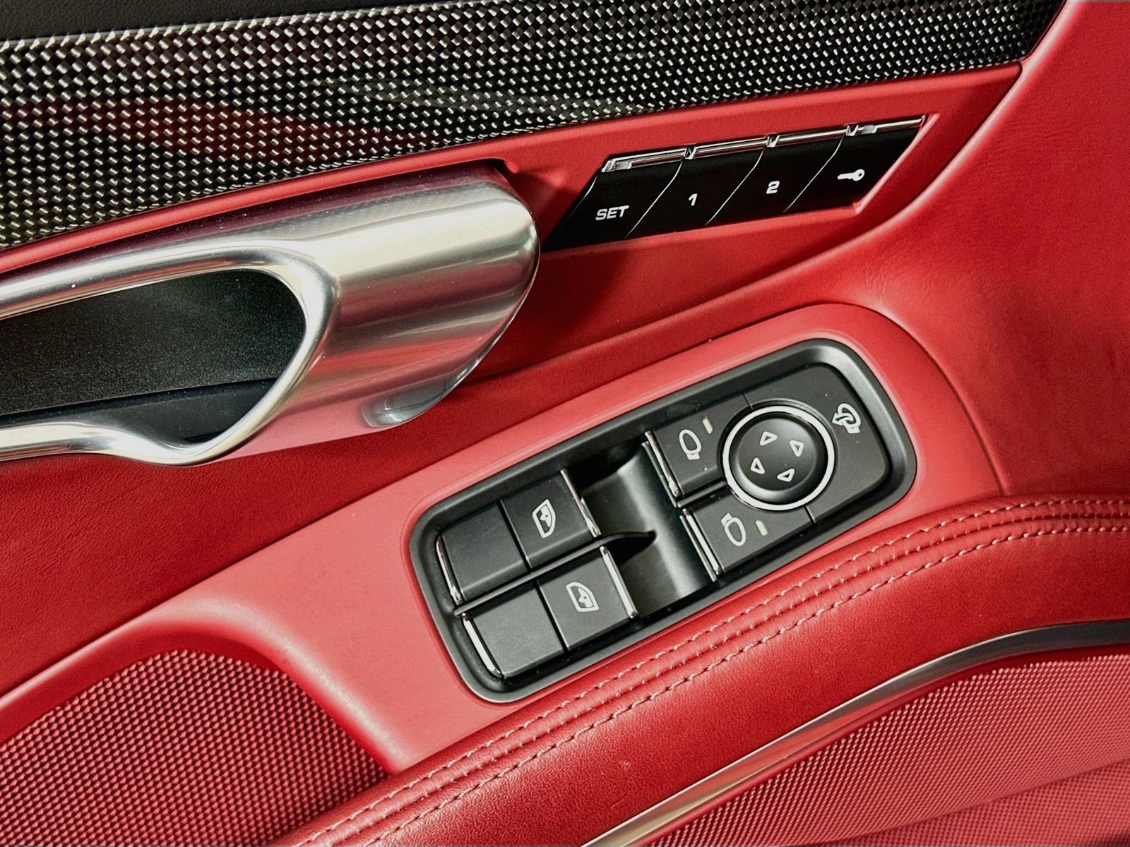 Certified 2017 Porsche 911 Carrera GTS RWD image 17