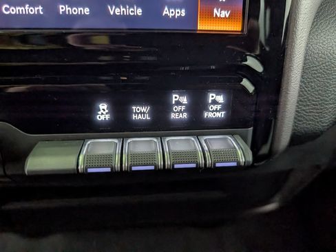 Used 2026 RAM 2500 Big Horn AWD/4WD image 23