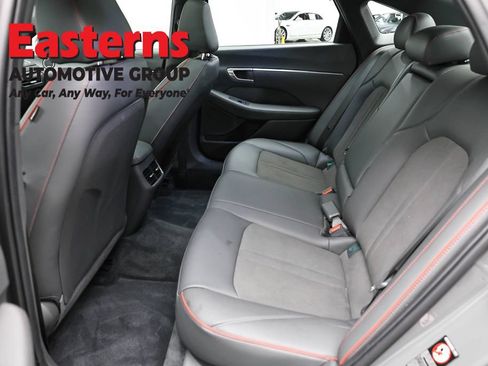 Used 2023 Hyundai Sonata SEL Plus w/ Preferred Accessory Package FWD image 20
