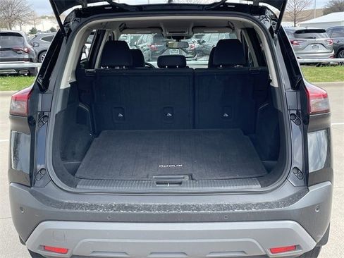 Used 2023 Nissan Rogue S image 27