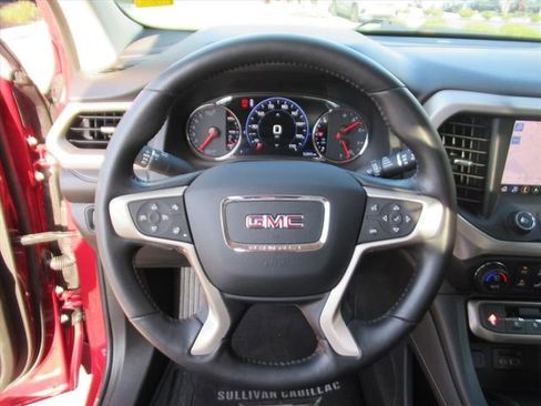 Used 2020 GMC Acadia Denali w/ Technology Package image 16