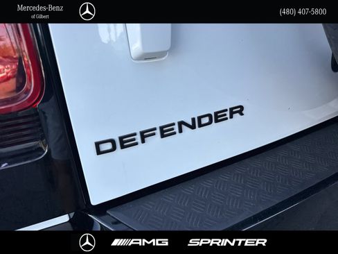 Used 2024 Land Rover Defender 110 X-Dynamic SE AWD/4WD image 5