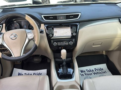 Used 2015 Nissan Rogue SL w/ SL Premium Package image 5