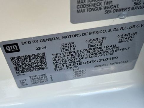 Used 2024 GMC Sierra 1500 SLT image 57