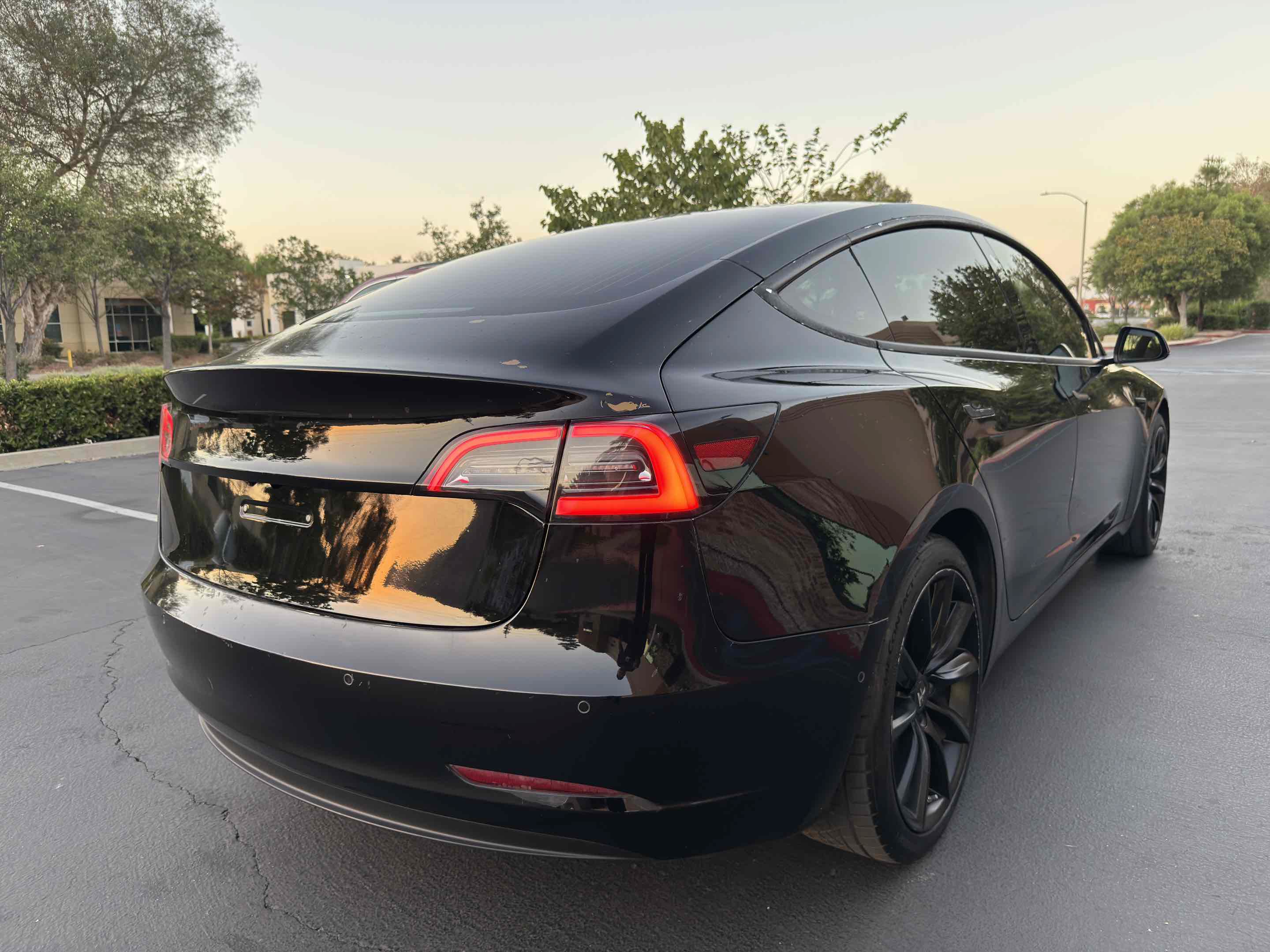 Used 2019 Tesla Model 3 Long Range AWD/4WD image 10