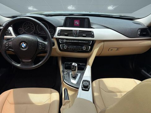 Used 2018 BMW 320i Sedan w/ Convenience Package RWD image 15