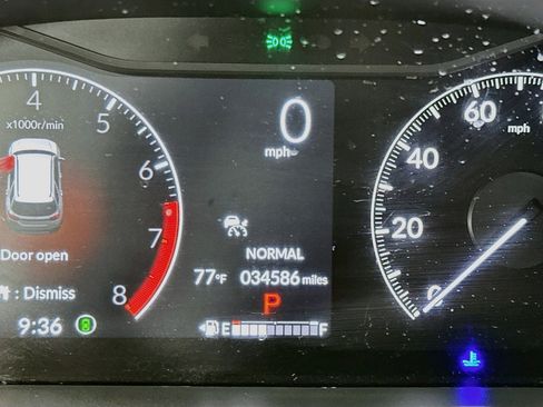 Used 2023 Honda Pilot Touring image 19