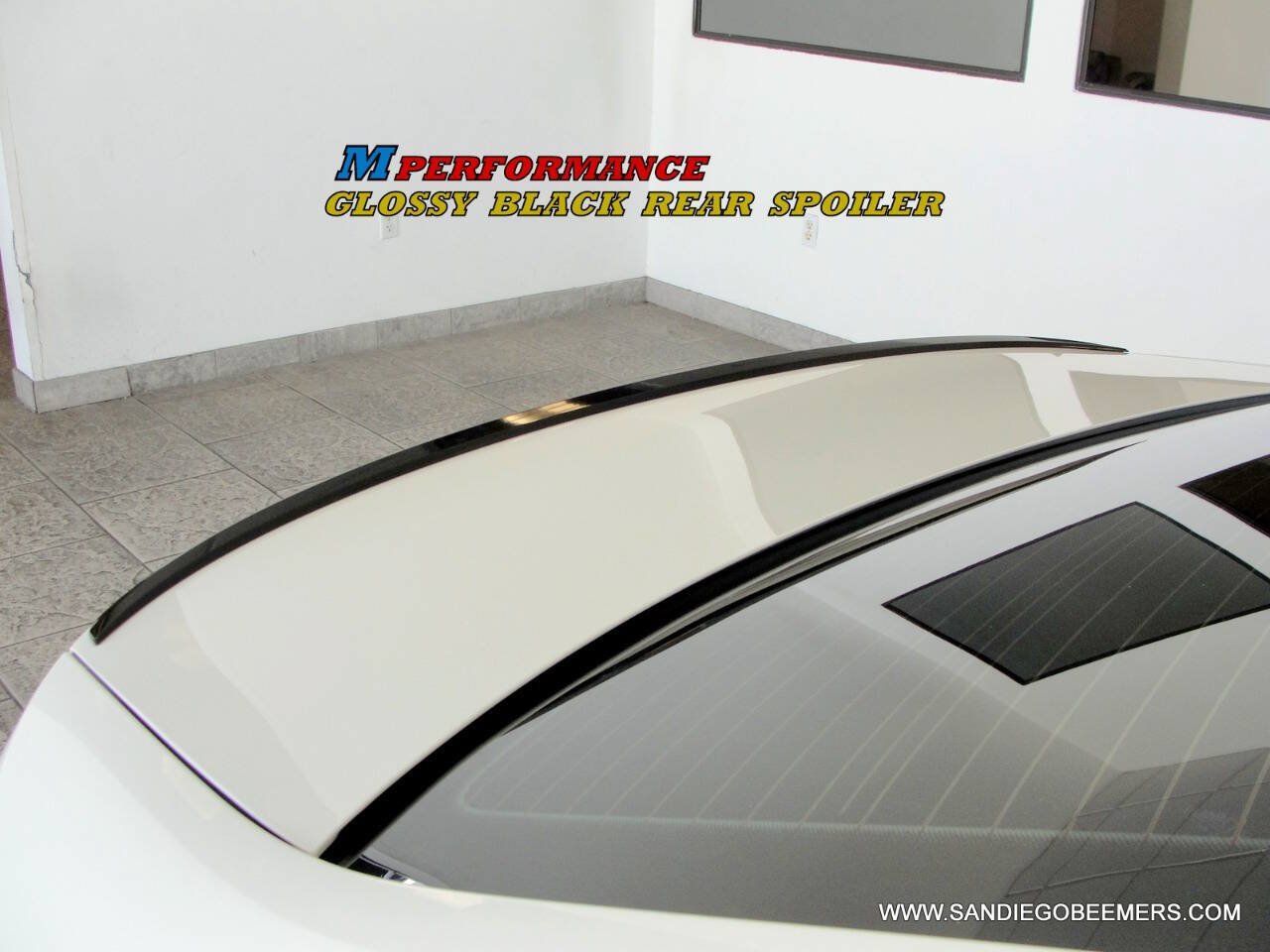 Used 2023 BMW 330i Sedan w/ M Sport Package RWD image 9