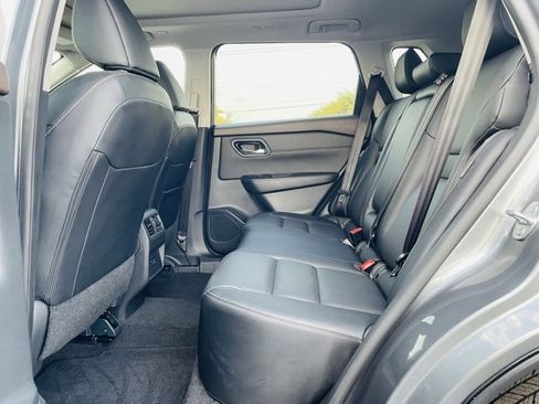 Certified 2023 Nissan Rogue SL image 26