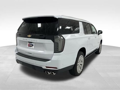 New 2026 Chevrolet Suburban High Country AWD/4WD image 17