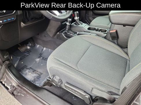 Used 2025 Jeep Wrangler Unlimited Sahara w/ Safety Group image 21