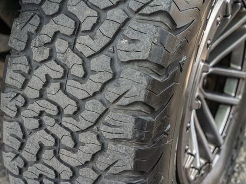 Used 2019 Ford F150 Raptor w/ Equipment Group 802A Luxury AWD/4WD image 16