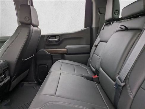 Used 2021 Chevrolet Silverado 1500 LT Trail Boss w/ LT Trail Boss Premium Package image 18