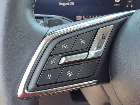 Used 2024 Buick Envision Preferred AWD/4WD image 29