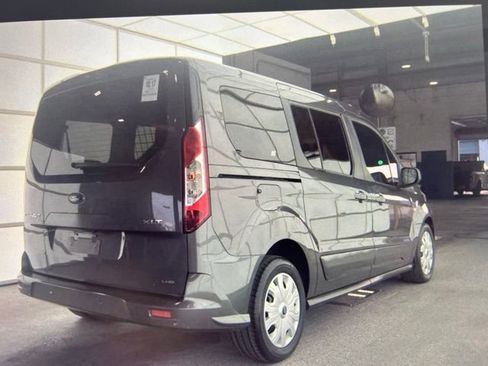 Used 2023 Ford Transit Connect XLT FWD image 2