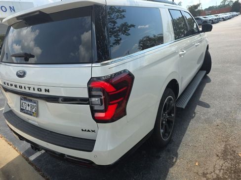 Certified 2024 Ford Expedition Max Limited RWD image 11