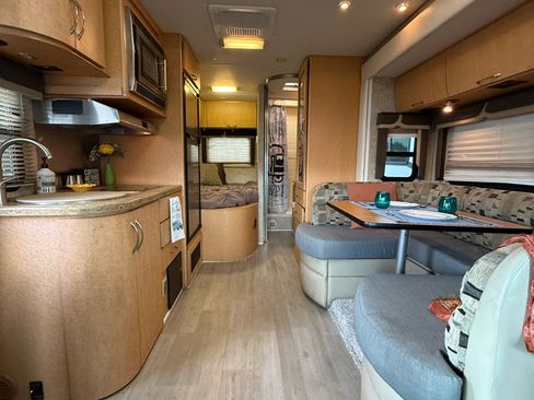 Used 2008 Dodge Sprinter 3500 image 12