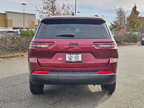 New 2025 Jeep Grand Cherokee L Altitude image 7