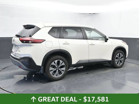 Used 2023 Nissan Rogue SV FWD image 4