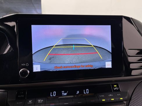 Used 2025 Toyota Camry SE FWD image 21
