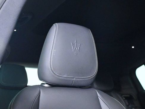 Used 2025 Maserati Grecale GT AWD/4WD image 21