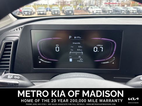 Used 2023 Kia Sportage LX AWD/4WD image 17