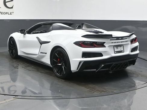 Used 2027 Chevrolet Corvette Grand Sport w/ Stealth Interior Trim Package RWD image 36