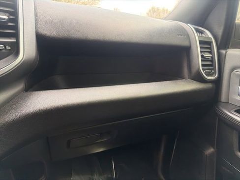 Used 2021 RAM 2500 Big Horn image 21