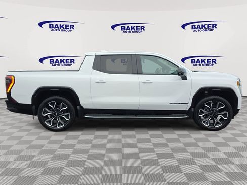 New 2025 GMC Sierra EV Denali image 4