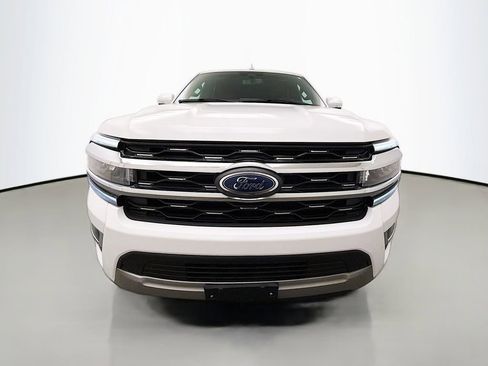 Used 2024 Ford Expedition Max Limited AWD/4WD image 2