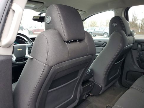 Used 2015 Chevrolet Traverse LT w/ Style and Technology Package image 25
