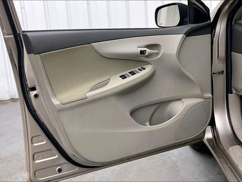 Used 2009 Toyota Corolla LE w/ All Weather Guard Pkg FWD image 20