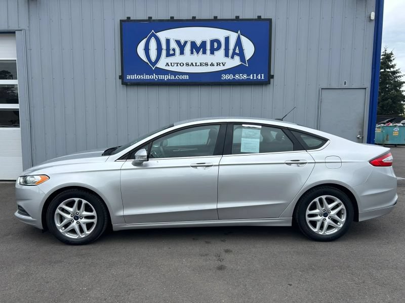 Used 2016 Ford Fusion SE FWD image 1