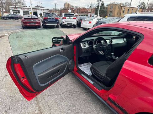Used 2006 Ford Mustang image 10