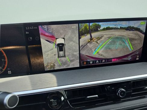 Used 2025 INFINITI QX80 Sensory AWD/4WD image 19