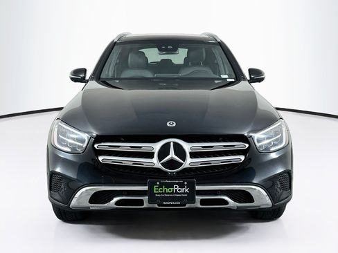 Used 2022 Mercedes-Benz GLC 300 4MATIC w/ Multimedia Package Lite image 2